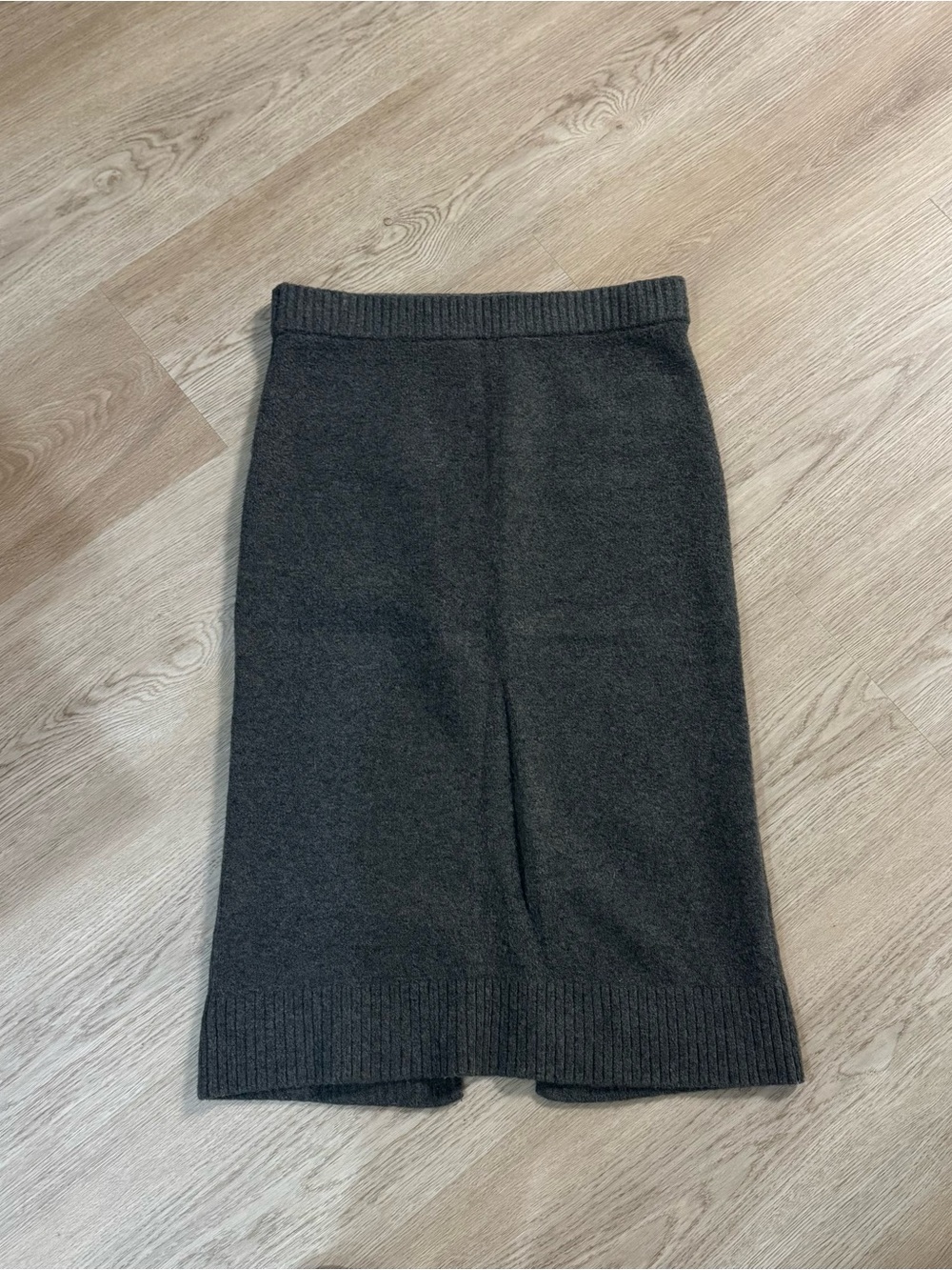 H&M Charcoal Knit Pencil Skirt